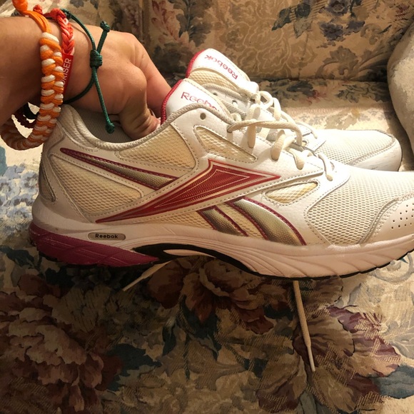 Reebok running shoes - Picture 6 of 15